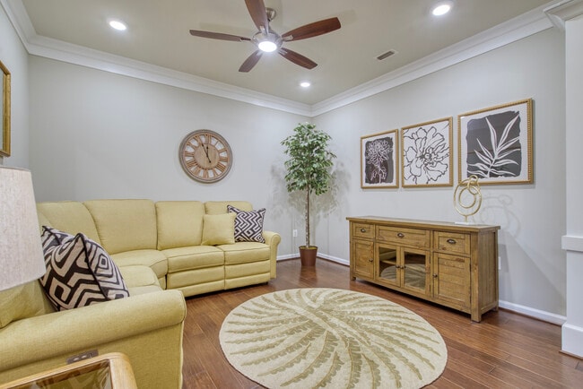 Building Photo - 20580 Hope Spring Ter