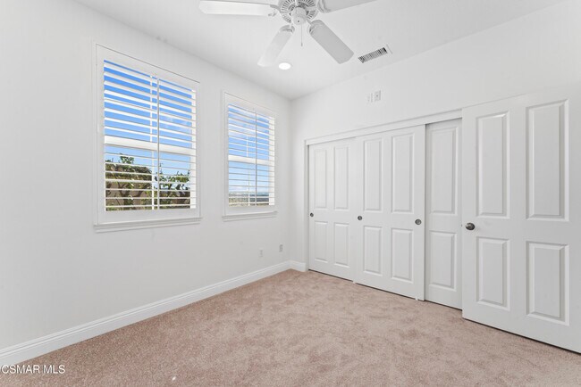 Building Photo - 3718 Young Wolf Dr