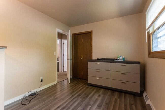 Building Photo - Click the “Apply Now” button or email wapmrentals@gmail.com for a prompt response.