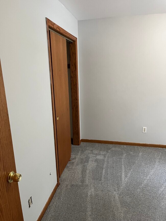 Third bedroom - 7734 W Stevenson St