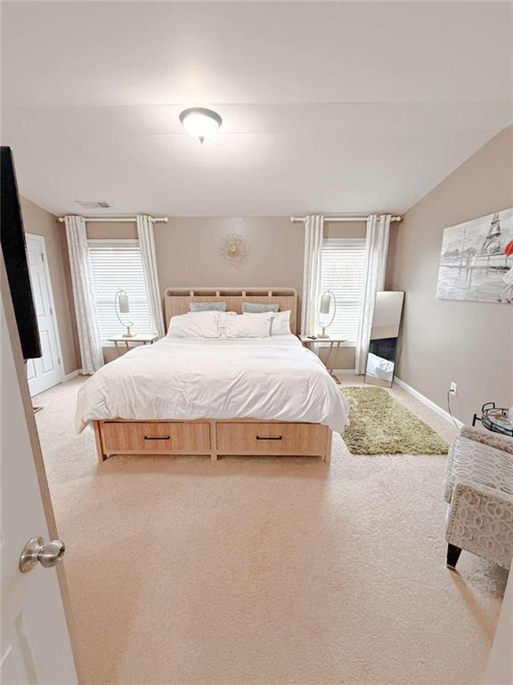 Building Photo - 2708 Beynon Ln NE