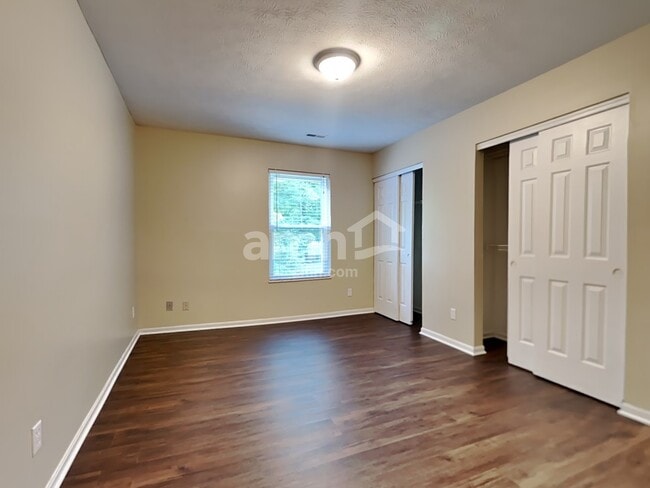 Building Photo - 2515 Bridgewood Dr