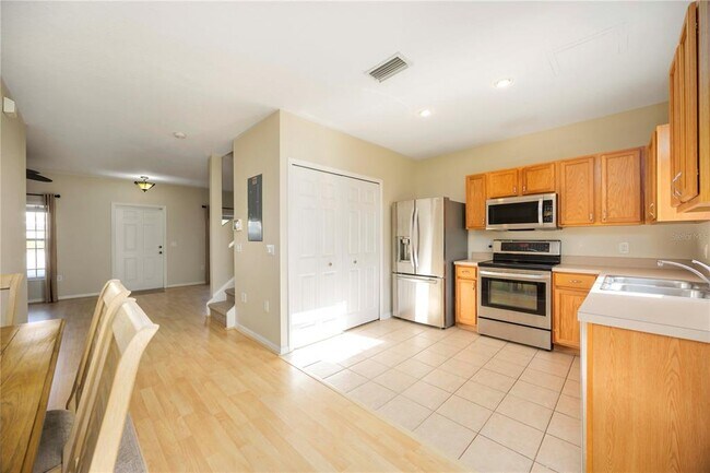 Building Photo - 6235 Flagfish Ct