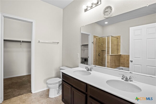 Building Photo - 1203 Daffodil Dr