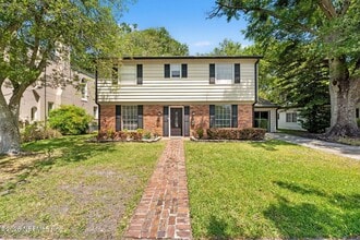 Building Photo - 4339 Genoa Ave