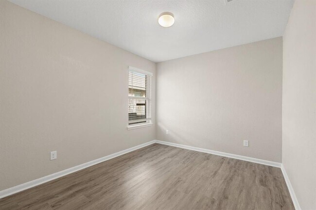 Building Photo - 18314 Pelham Holw Trl