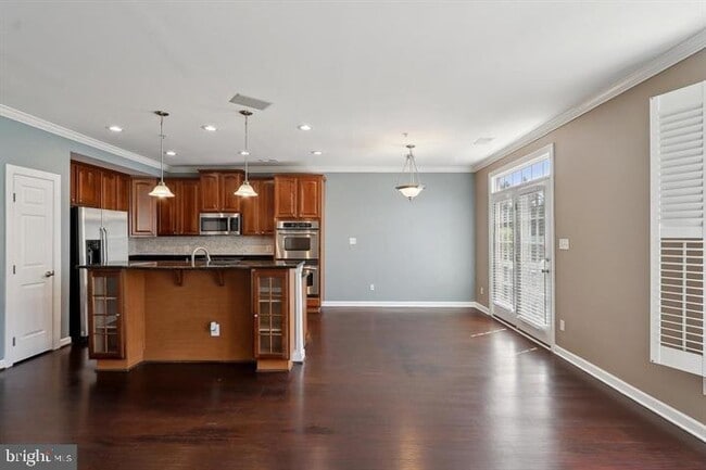 Building Photo - 5615 Harrington Falls Ln