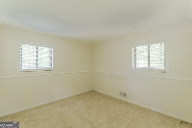 Building Photo - 1435 Cedar Creek Ln