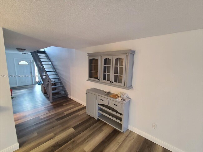 Building Photo - 13390 SW 91st Terrace