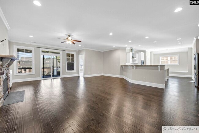 Building Photo - 320 Berlandier Ln