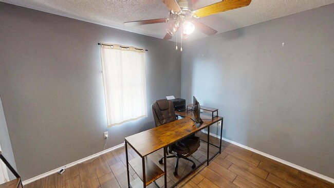 Building Photo - Embrace Spacious Living in Killeen!