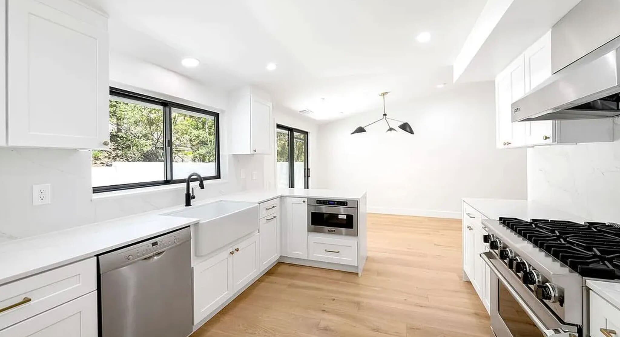 Building Photo - 17163 Clemons Dr