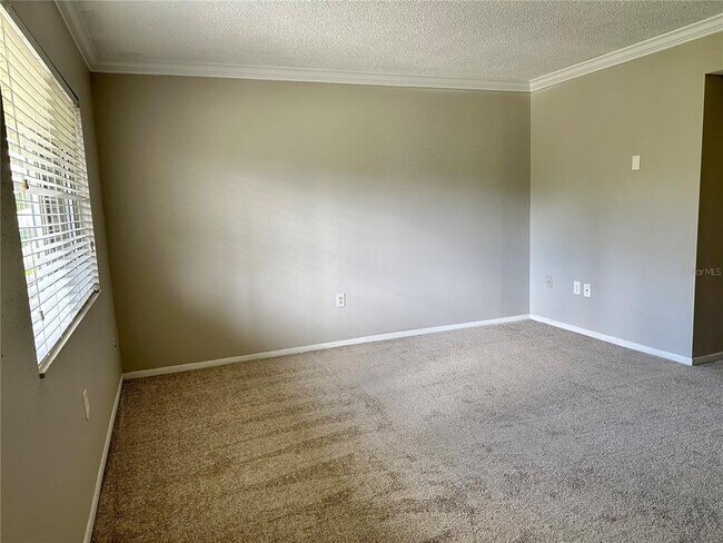 Building Photo - 121 Oyster Bay Cir