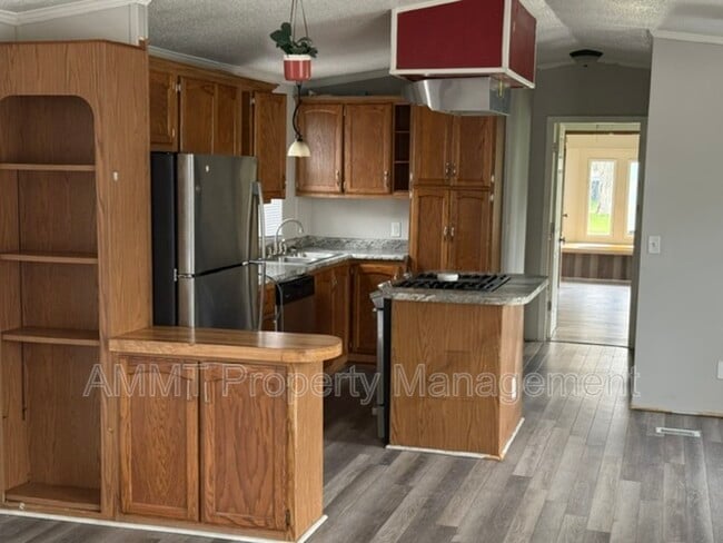 Building Photo - 1735 Blackhawk Dr