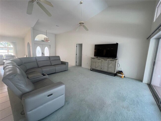 Building Photo - 2300 Mauritania Rd