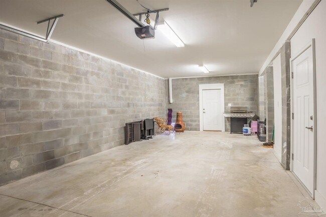 Building Photo - 14306 Beach Heather Ct