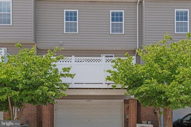 Building Photo - 8852 Purple Iris Ln