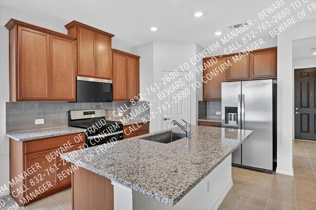 Building Photo - 707 Windhaven Dr