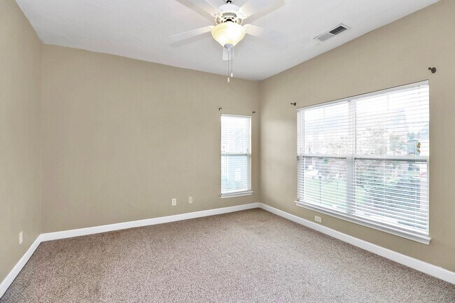 Building Photo - 8324 Scotney Bluff Avenue
