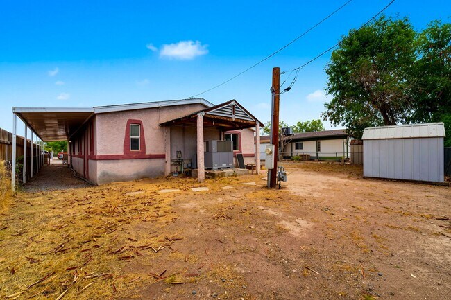 Building Photo - 13507 W Stella Ln