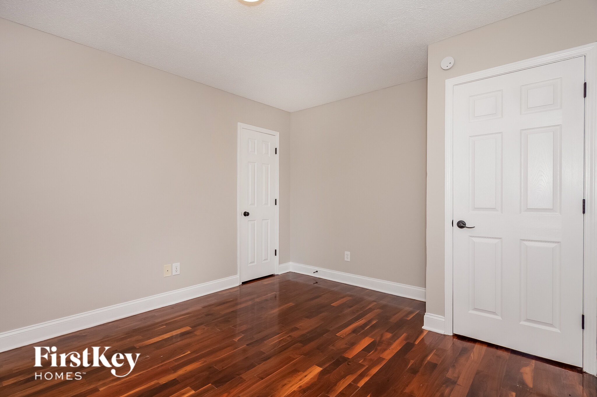 Building Photo - 120 Hunters Pointe Dr