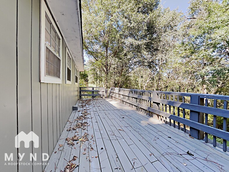 Building Photo - 1118 Arrowhead Trail