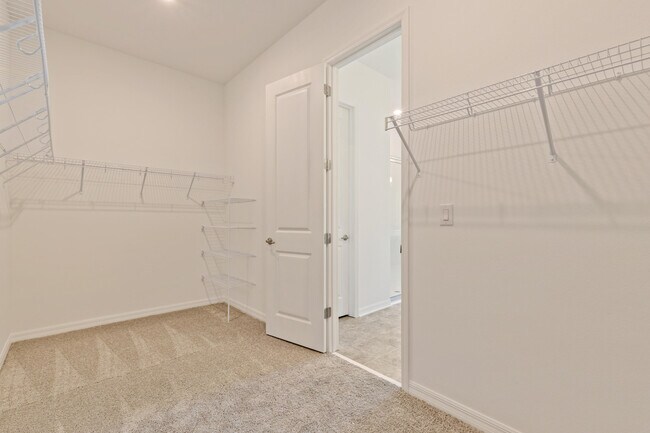 Building Photo - 7268 Great Egret Blvd