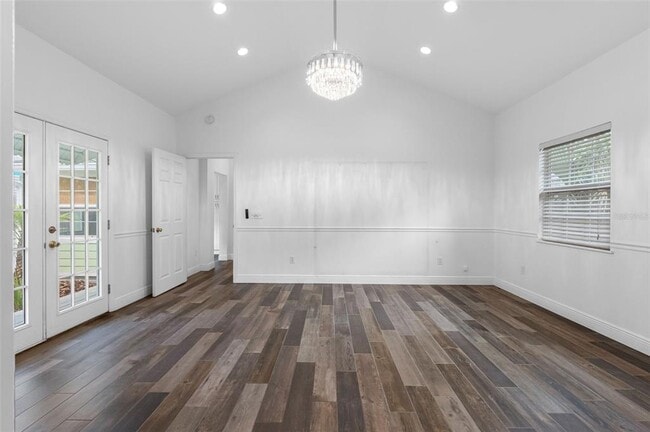 Building Photo - 641 Wilkie St