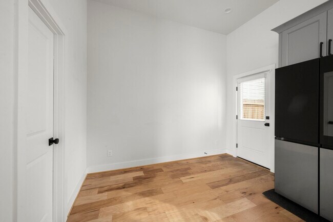 Building Photo - 5434 Wheatley St