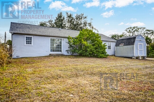 Building Photo - 4407 N Chamberlain Blvd