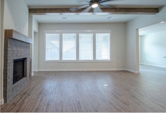 Building Photo - Gorgeous Newer Construction 4 Bedroom Home In The Highly Desirable Chisholm Ranch Subdivision!