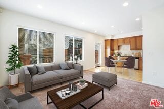 Building Photo - 6020 S Seabluff Dr