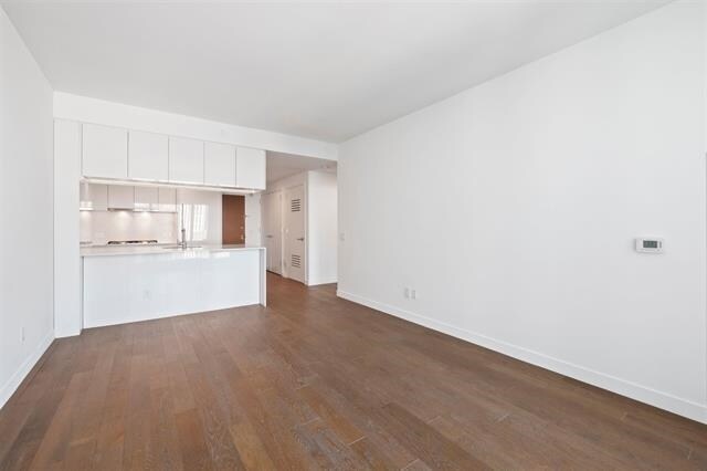 Building Photo - 99 Hudson St