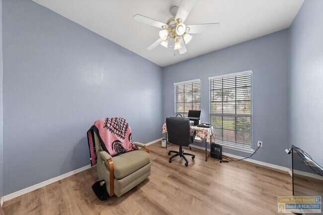 Building Photo - 22 Augusta Dr