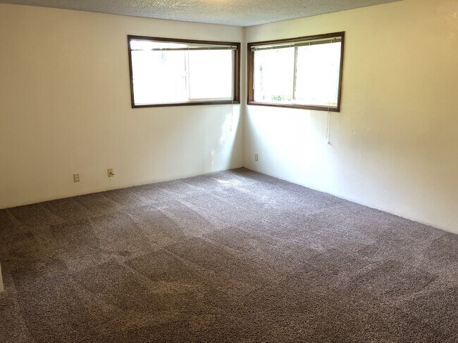 Building Photo - 1510/1512 Riverview