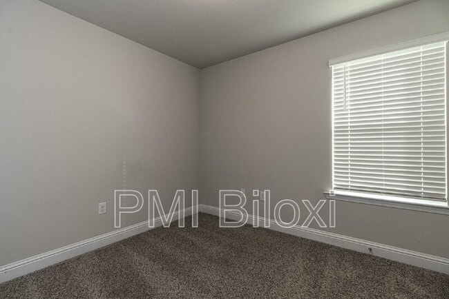 Building Photo - 6467 Eastland Cir