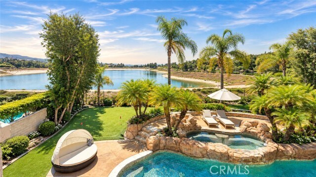 Building Photo - 6 Marquette Way