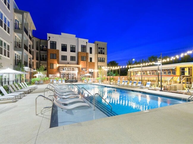 Building Photo - Bluebird Row Apartments