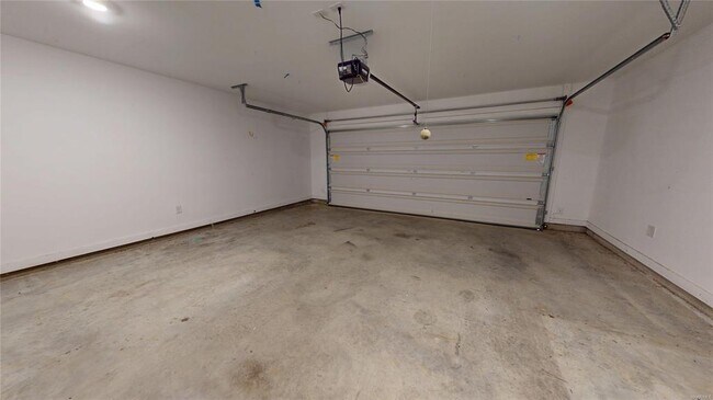 Building Photo - 7726 Shaddix St