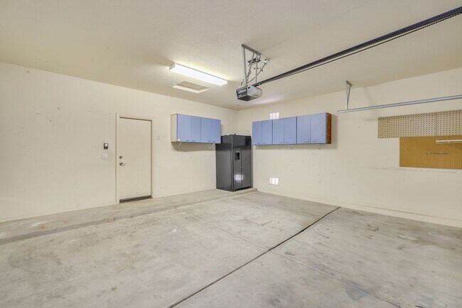 Building Photo - Queen Creek Rental