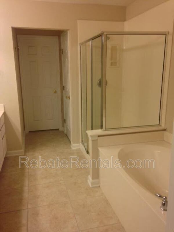 Building Photo - 11141 Castlemain Cir S