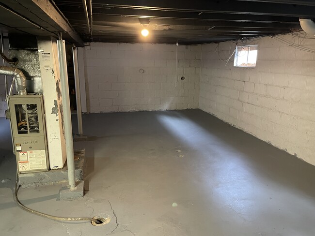 basement - 3219 Dix Ave