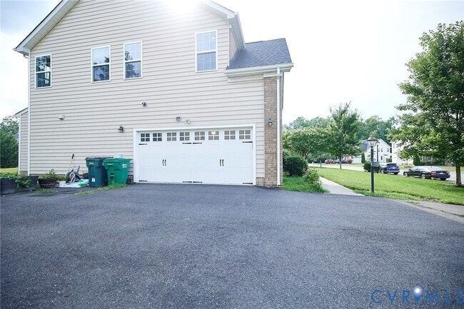 Building Photo - 11513 Hainesland Dr
