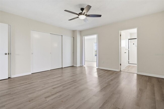 Building Photo - 2434 Australia Way E