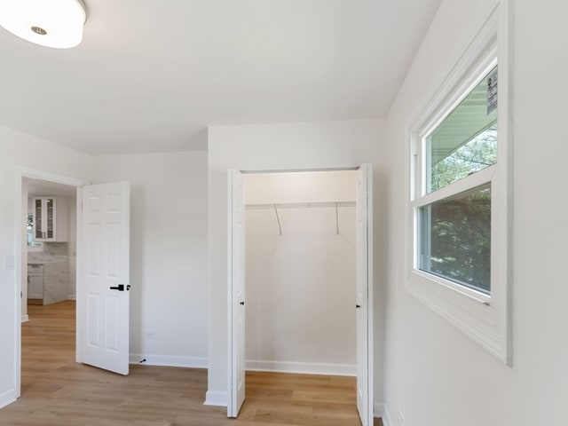 Building Photo - 327 Marion Ct