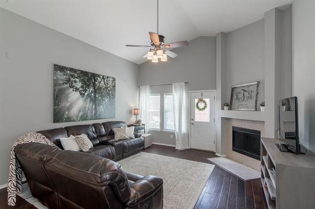 Building Photo - 5313 Comanche Wells Dr