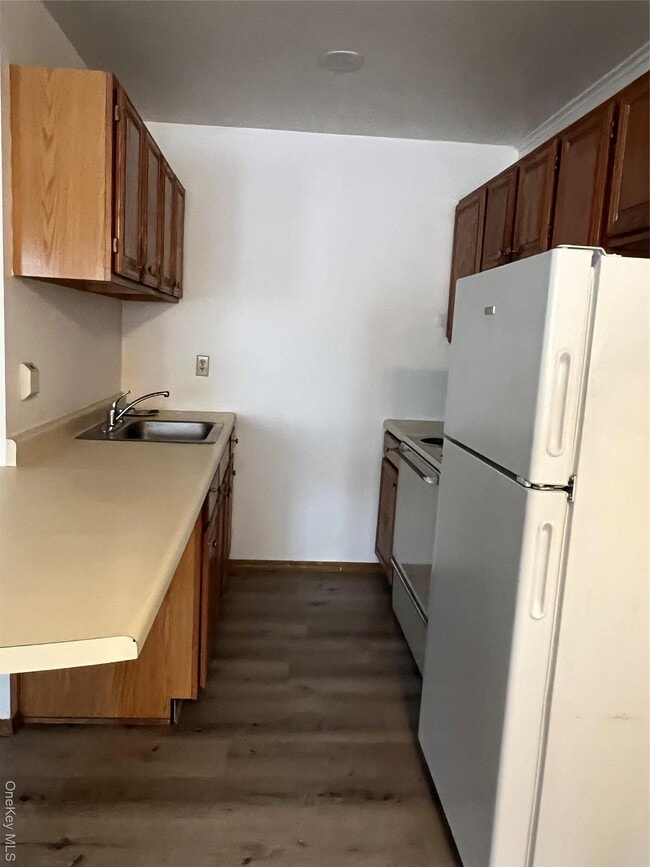 Building Photo - 1225 NY-9G