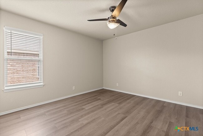 Building Photo - 4703 Stonehaven Dr