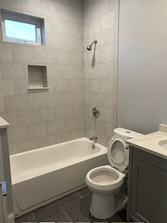 Building Photo - 156 Minot St