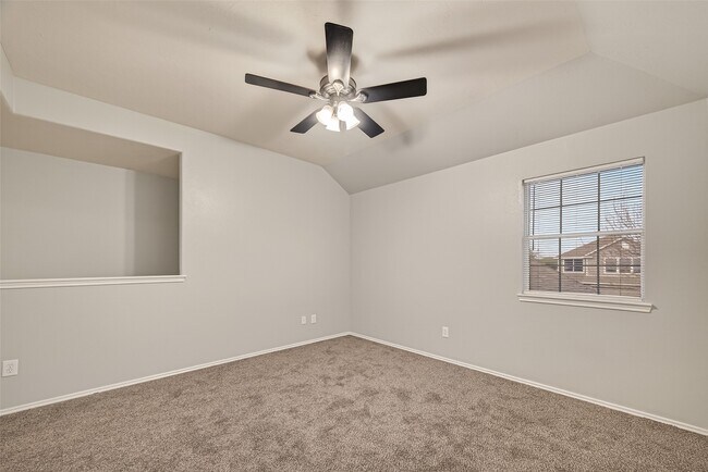 Building Photo - 10902 Clear Villa Ln